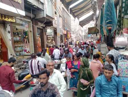 There are no security arrangements in the market, the head will meet the SP today.