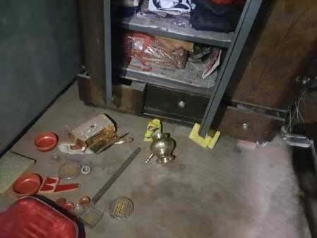 Cash and jewellery worth Rs 8.5 lakh stolen from two houses