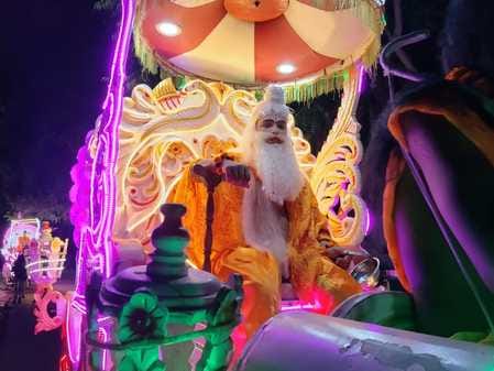 Procession taken out on the birth anniversary of Maharishi Valmiki