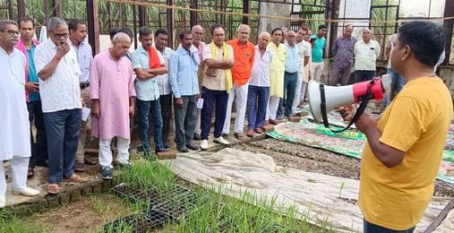 40 farmers came for training to increase sugarcane production