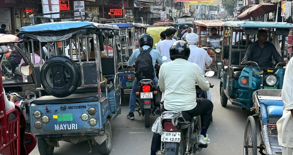 Due to the pressure of vehicles, people struggled with traffic jam on Gandhi Road for three hours