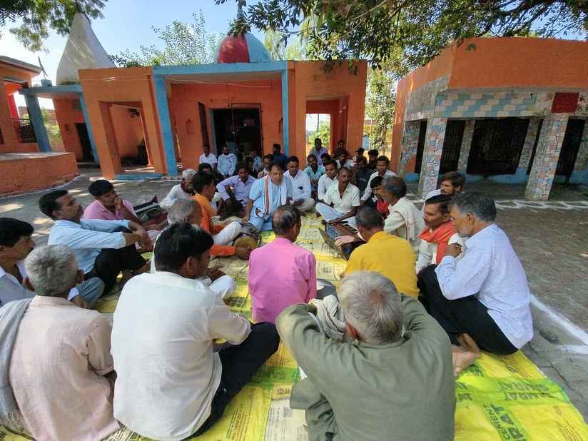 Tableaus depicting the life philosophy of Maharishi Valmiki were taken out across the district on his birth anniversary.