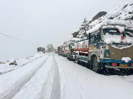 Lahaul Spiti police evacuated over 500 people, including 250 tourists