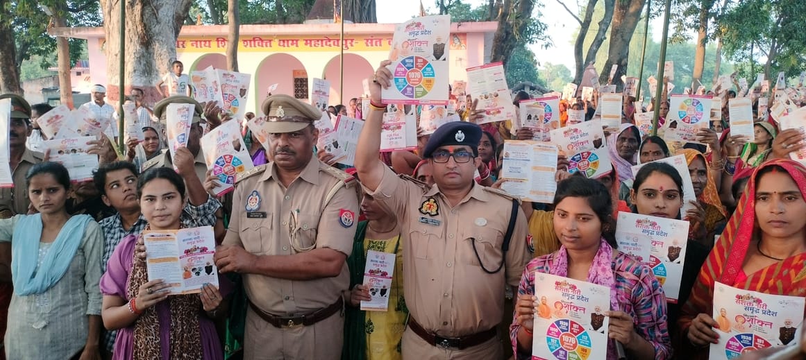 Traffic police made girl students aware