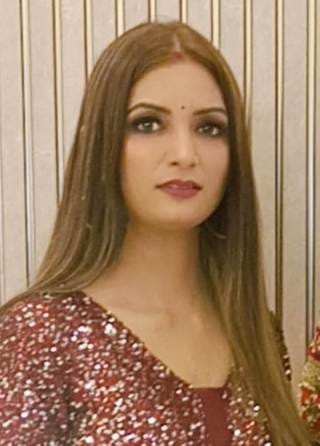 Karwa Chauth: Newly married women excited to see their husbands via video call
