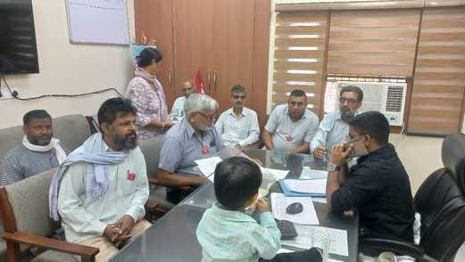 Shared the problems of farmers with SDM
