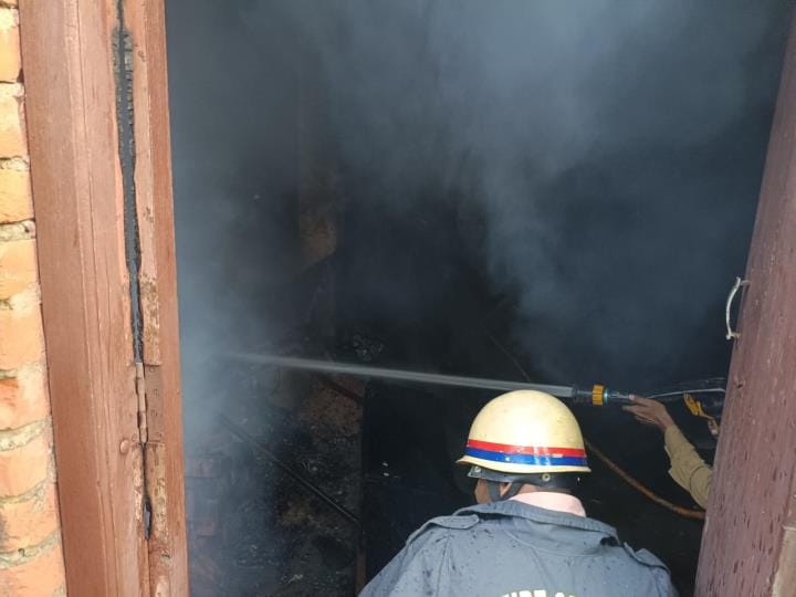 Fire broke out in the basement of the house due to short circuit