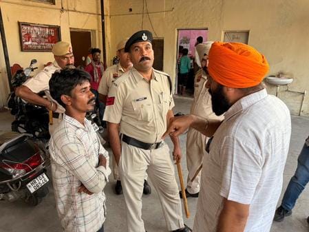 12 children, including four suspects, taken into custody from Karmabhoomi Express