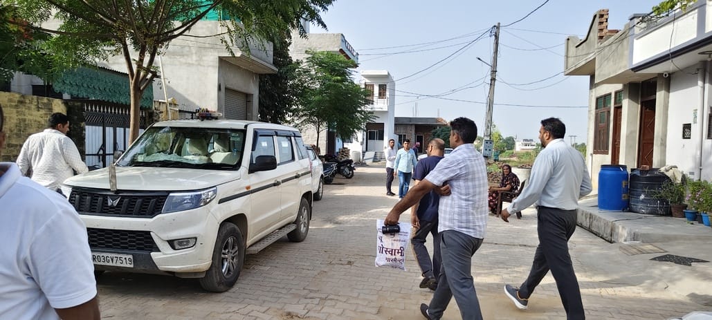 ACB caught a bank manager red-handed accepting a bribe of 15,000 rupees