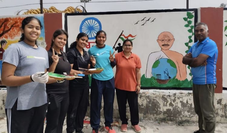 The Walls Were Decorated With Colourful Paintings - Sonipat News ...
