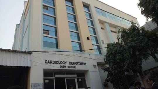 KGMU: Waiting for heart treatment attacks