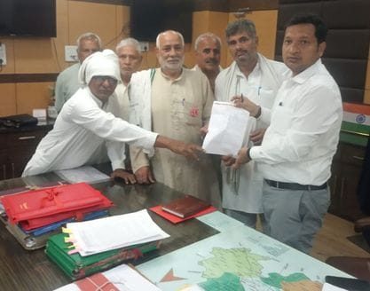 Explained the problems faced in the sale of paddy