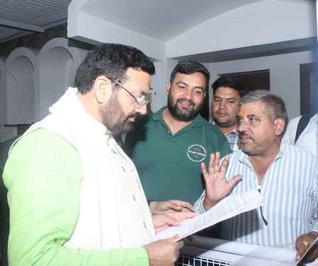 Public Health Department contractors met the Chief Minister regarding their demands.