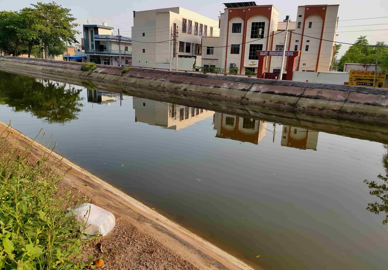 Poisonous element Atrazine found again in canal water