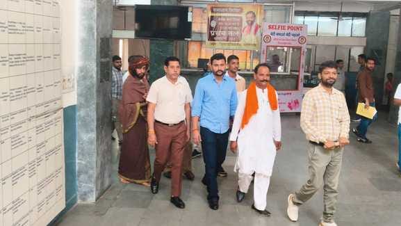 Opposition to Nahan road connecting Adibadri, complaint to DC