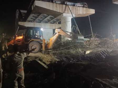 firozabad news tundla rail accident
