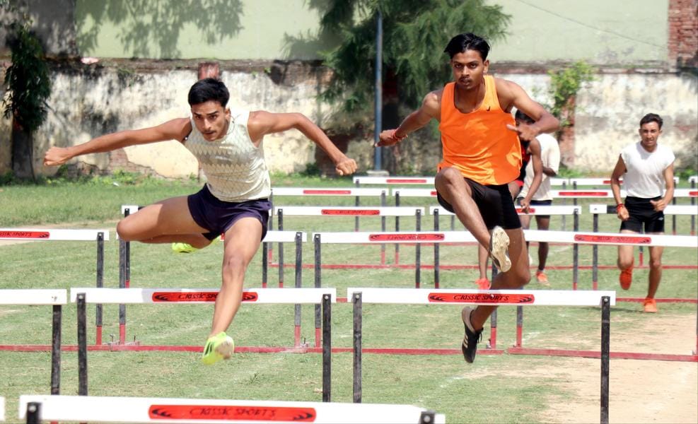 Students of RJP Inter Colleges dominated the competition.