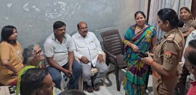 Criminals entered the businessman's house and pointed guns at women.