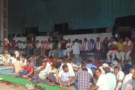 The strike by sugar mill workers has now turned into a work boycott.