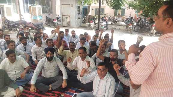 Workers union on strike for five days over relieving two JEs