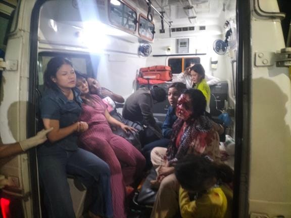 Insurance company employees' bus overturns, 25 injured