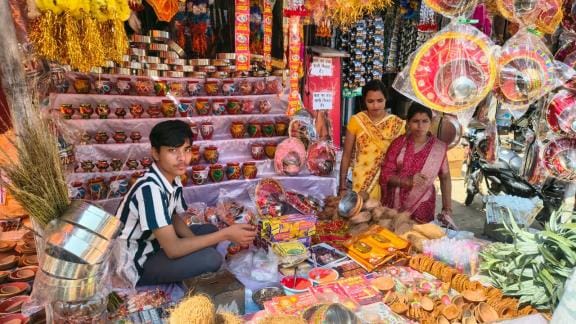 The market shines...demand for jewellery along with sarees