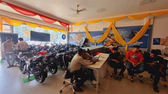 Diwali glow, booking of electronic items and bike-car starts