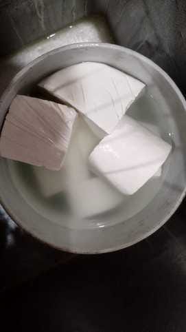 Adulterated paneer and khoya are being sold rampantly... you will neither get the taste nor the health, you will fall ill.