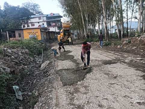 Work on the Bassi-Tatahar road has begun, with the company taking action after protests.