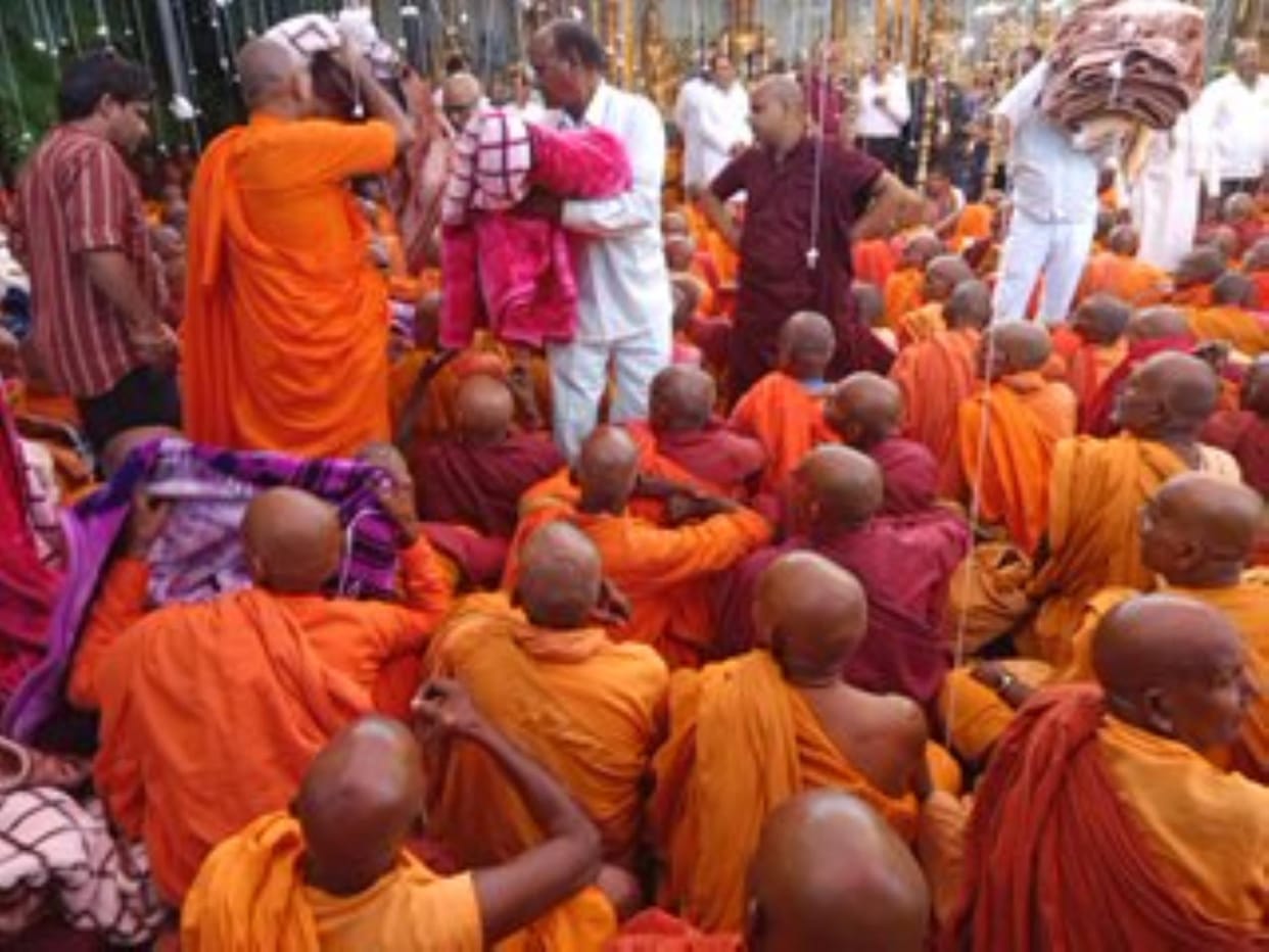 A procession was taken out in Buddha Vihar, Buddhist monks gathered to donate robes.