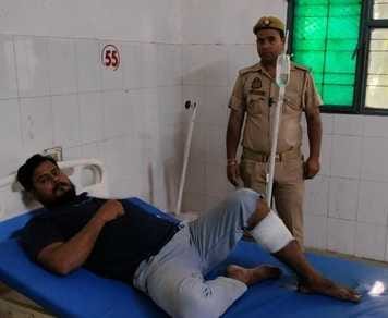 The accused who pushed the constable and ran away was shot in the leg.