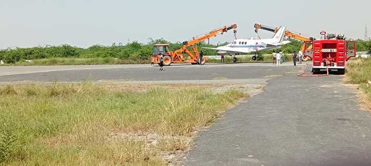 The plane was pulled out in five and a half hours using two cranes.