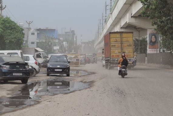 Pollution increased, AQI moved from green to yellow zone in the second week of October