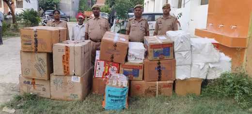Siddharthnagar News: Population on a pile of gunpowder, two traders arrested