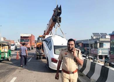 Meat found in an accident-hit vehicle on GT Road