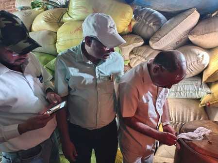Notice on sweets being made in unhygienic conditions