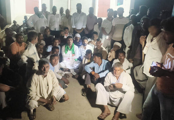 Villagers raged against the harassment of the consolidation department