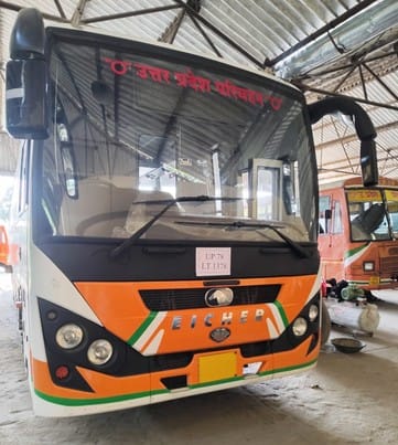 The depot received two AC buses, which will run on Diwali and Chhath in Delhi and Lucknow