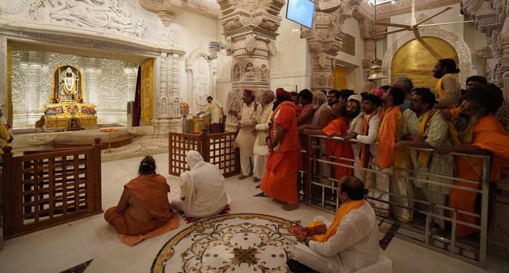 Ramnagari breaks its own record, 22 crore devotees arrive
