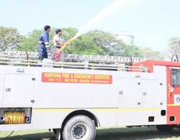 Information on the operation of fire fighting equipment