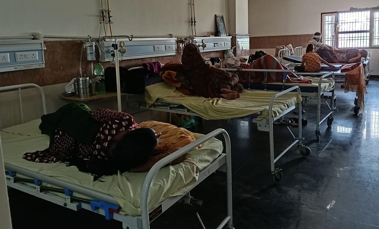 woman admitted a pregnant female to a government hospital by claiming it private hospital