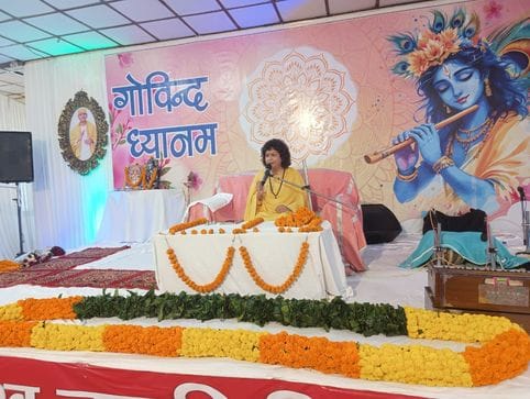 Stay away from criticism and gossip: Archika Didi