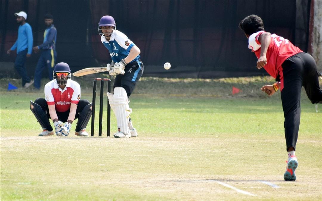 Allahabad North's one-sided and Pratappur's thrilling victory