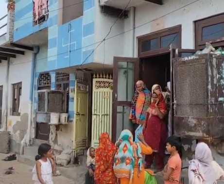 Husband burns wife and sets himself ablaze after she confronts him for drinking alcohol on Karva Chauth