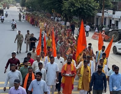 A grand Kalash Yatra was organised at the beginning of the Kartik festival.