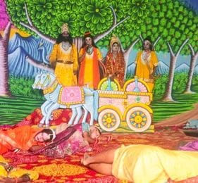 Leaving the men and women sleeping in Ayodhya, Shri Ram went to the forest.