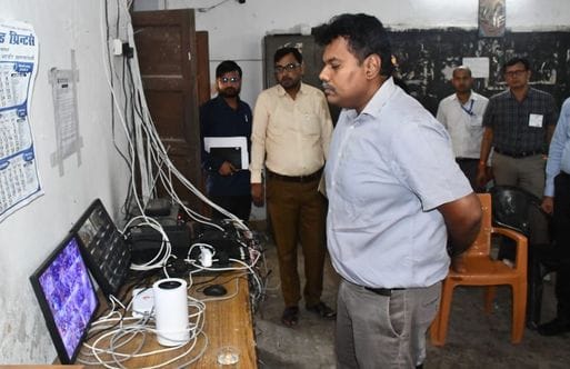 Siddharthnagar News: DM inspected the examination centres