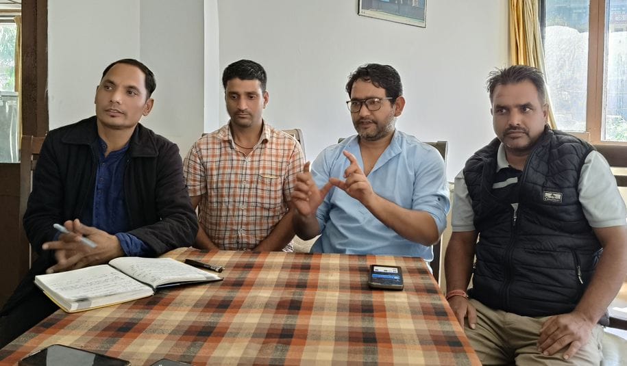 Milk producers have not received payment for two months, now 30 will protest