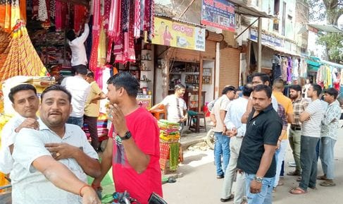Clashes erupted with electricity workers who went to install smart meters