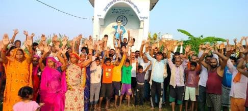 Angered by the breaking of the hand of the Ambedkar statue, villagers staged a protest.